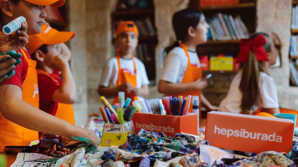 Hepsiburada, 7. Mardin Bienali’nde genç nesilleri sanatla buluşturuyor