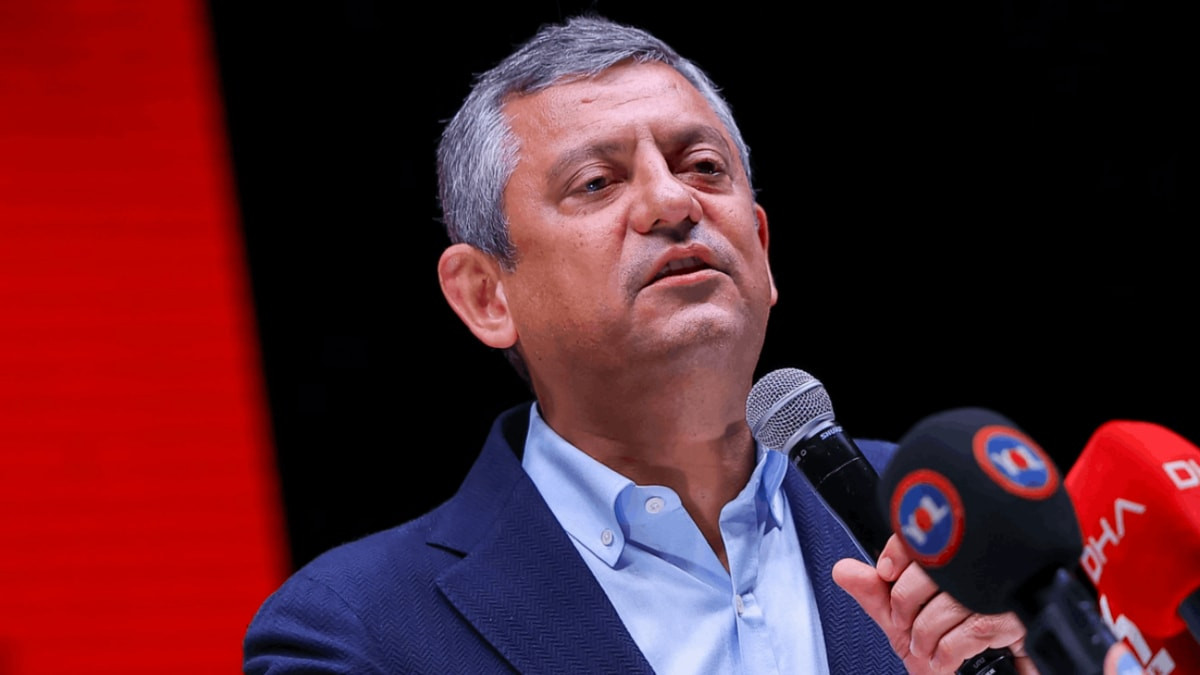 Özgür Özel Türkiye'yi bu kez İtalya'ya şikayet etti