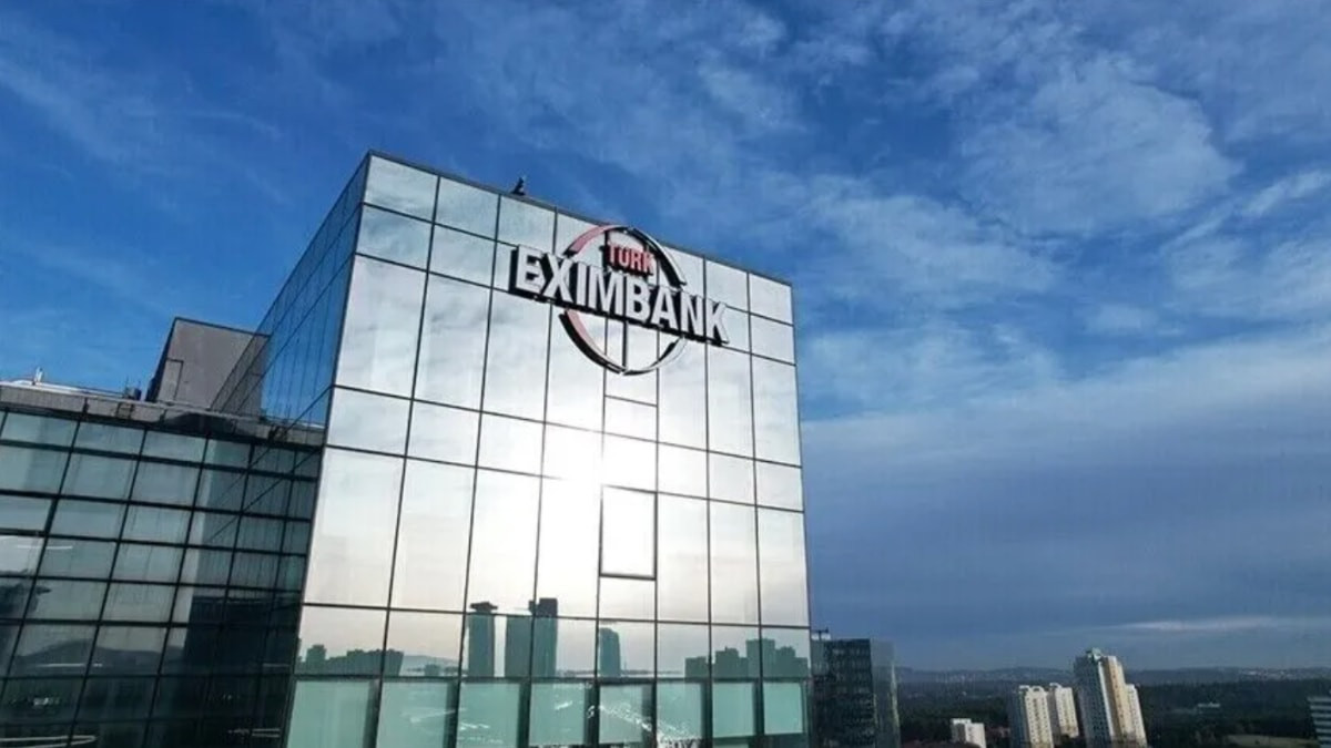 Türk Eximbank 6 ayda ihracata 32 milyar dolar destek verdi