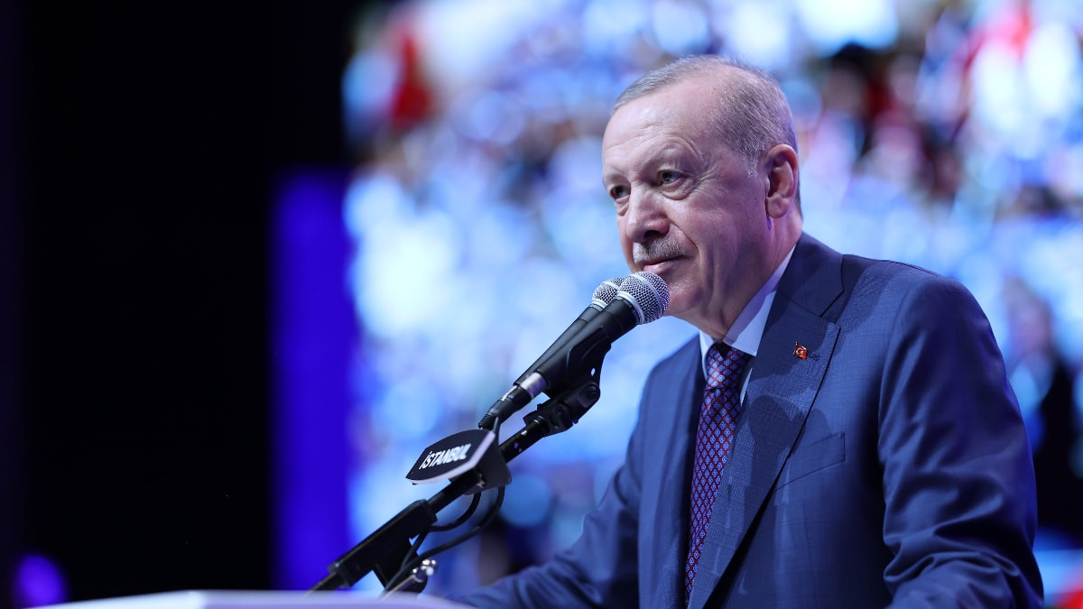 Cumhurbaşkanı Erdoğan: 2026 sonunda turizm gelirinde 65 milyar dolara ulaşacağız