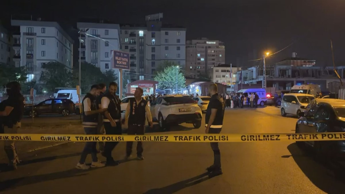 İstanbul'da DEAŞ operasyonunda polise saldırı