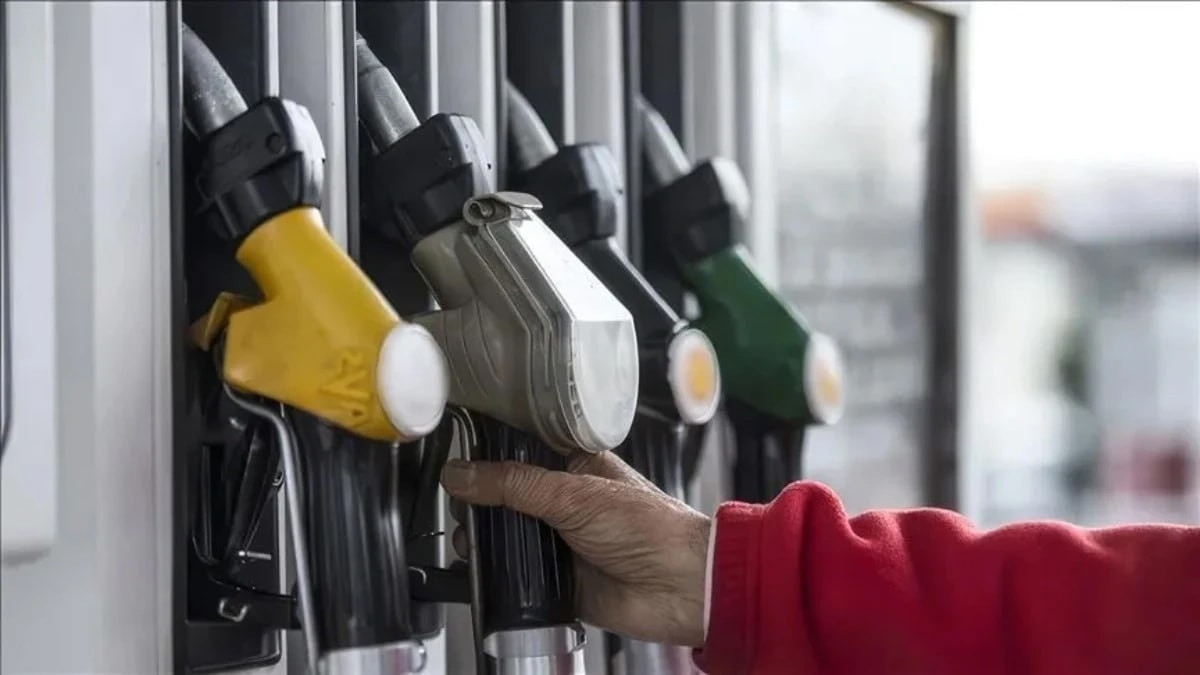 Motorine 2,60 lira zam: Pompa fiyatlarına yansıdı
