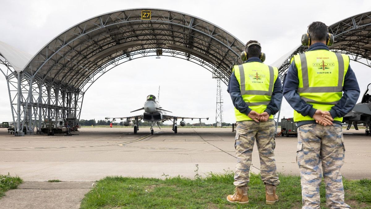 MSB duyurdu: Türk heyet, İngiltere’de Eurofighter Typhoon bakım tesislerini inceledi