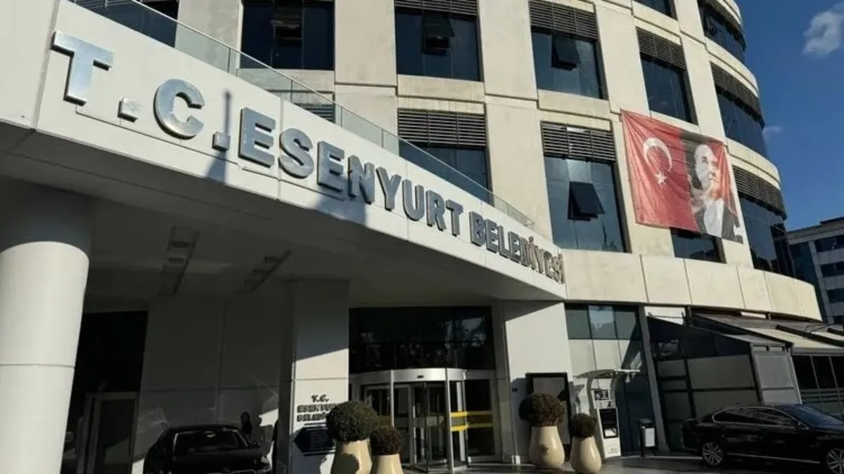 Esenyurt Belediyesi'ne yönelik soruşturmada 17 gözaltı
