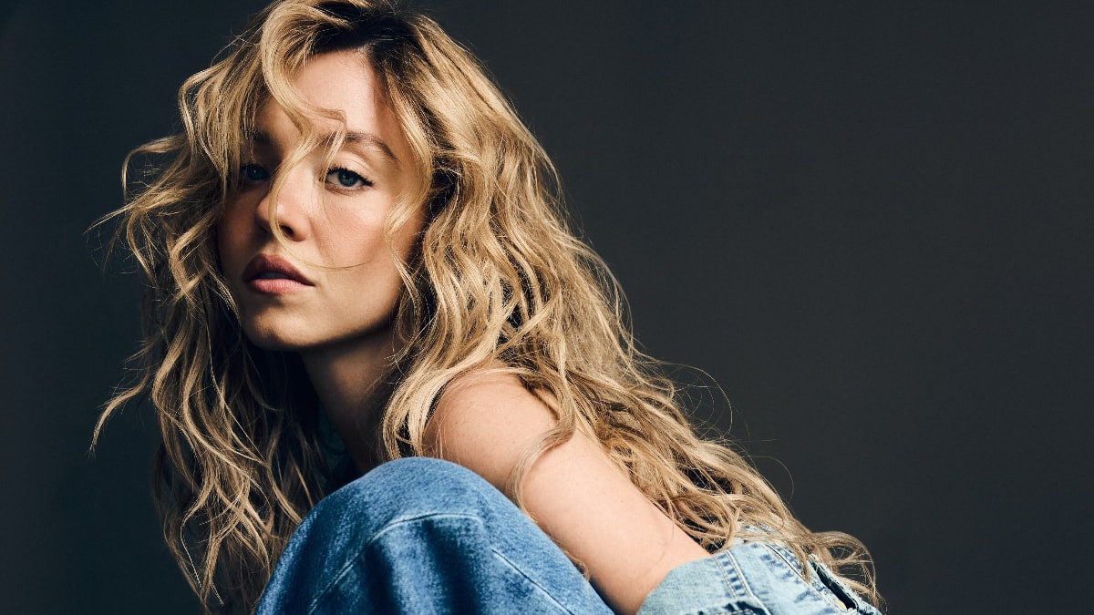 Sydney Sweeney, yüzünü tıraş etti